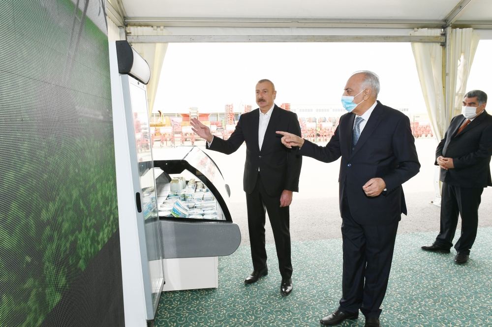 Prezident İlham Əliyev Hacıqabulda “Azərsun Şamaxı Aqropark”ın açılışında iştirak edib (FOTO)(YENİLƏNİB)