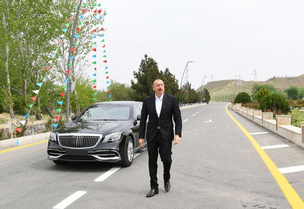 Prezident İlham Əliyev Hacıqabul-Muğan avtomobil yolunun yenidənqurmadan sonra istifadəyə verilməsi tədbirində iştirak edib (FOTO) (YENİLƏNİB)