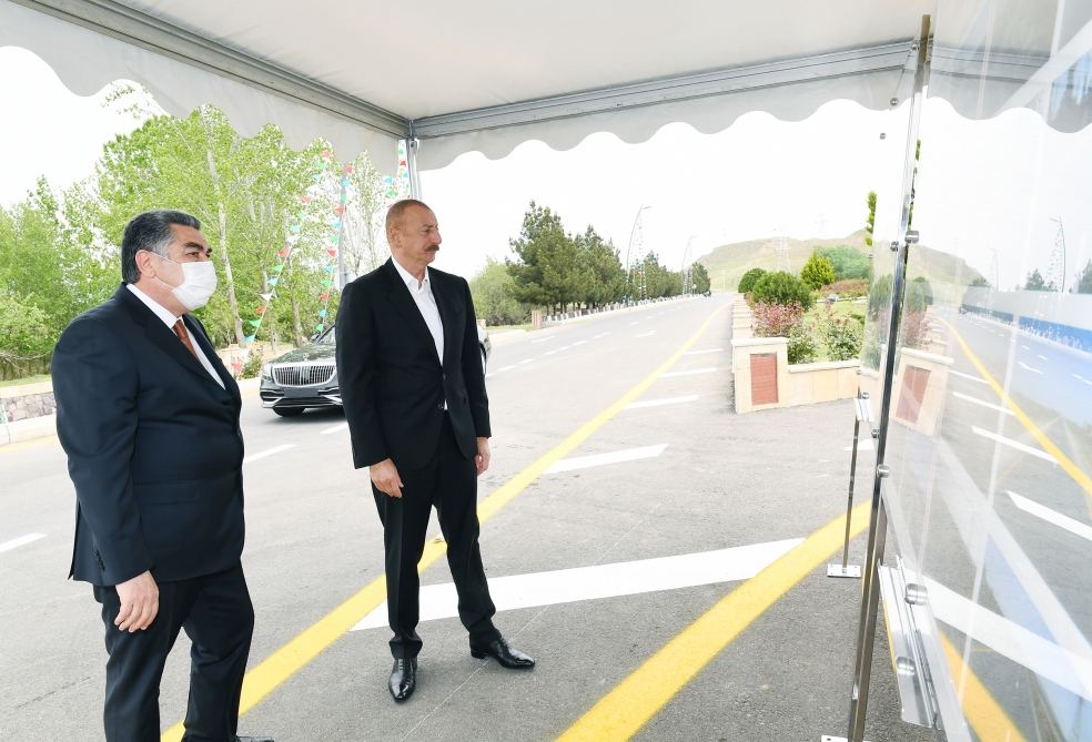 Prezident İlham Əliyev Hacıqabul-Muğan avtomobil yolunun yenidənqurmadan sonra istifadəyə verilməsi tədbirində iştirak edib (FOTO) (YENİLƏNİB)