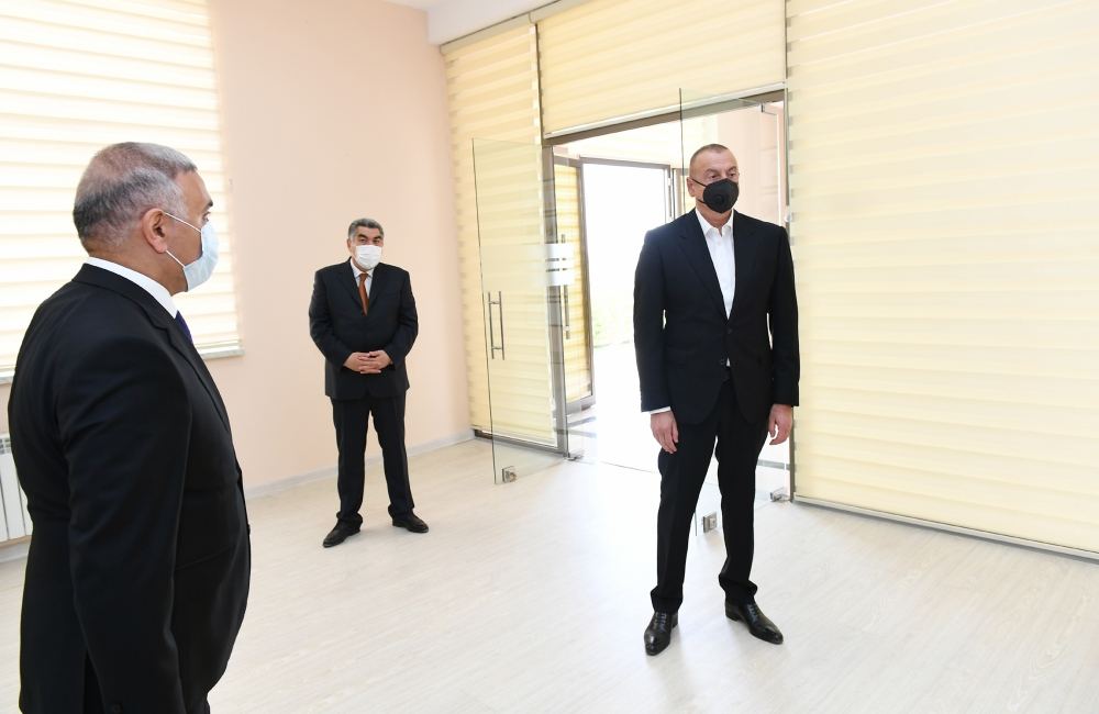 Prezident İlham Əliyev Hacıqabulda "Qarasu" yarımstansiyasının istismara verilməsi tədbirində iştirak edib (FOTO)(YENİLƏNİB)