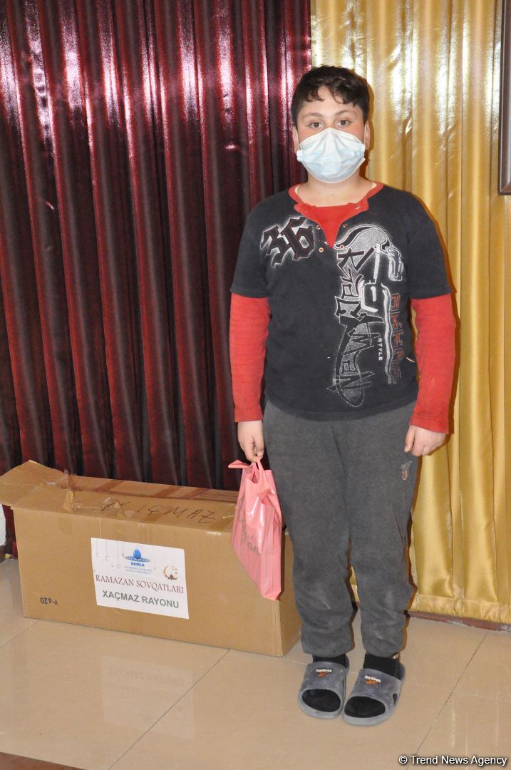 Deputat Sevil Mikayılovanın təşəbbüsü ilə Xudatda ərzaq sovqatı paylanılıb (FOTO)