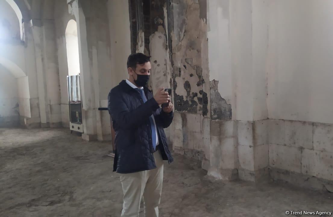 Ağdamda tarixi abidələrin vandalizmə məruz qaldığını gördük - Yasin Yakuti