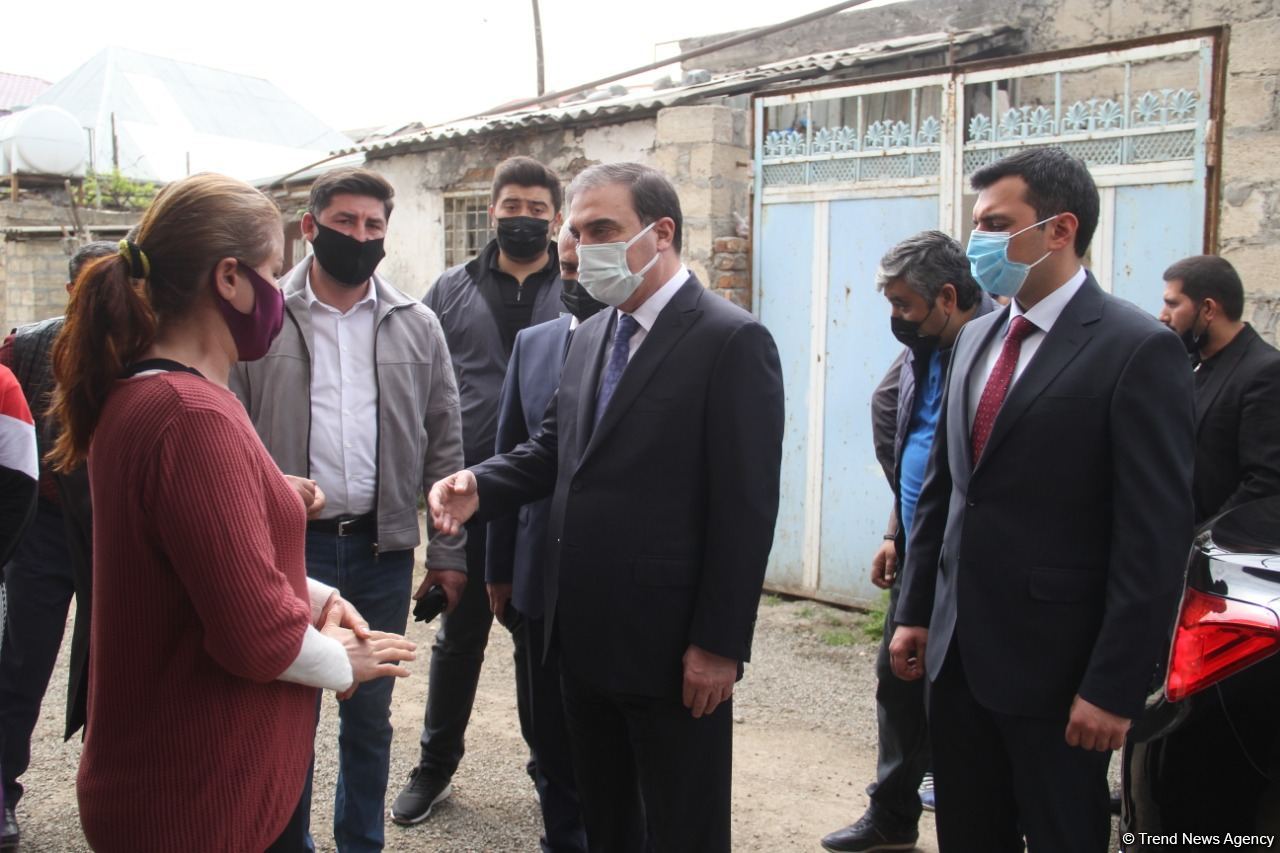 Gəncədə erməni terroru nəticəsində dağılan evlər bərpa olunur (FOTO)