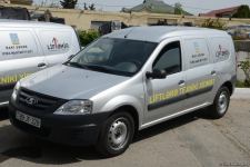 Paytaxtda binalara yeni liftlər quraşdırılır (FOTO)