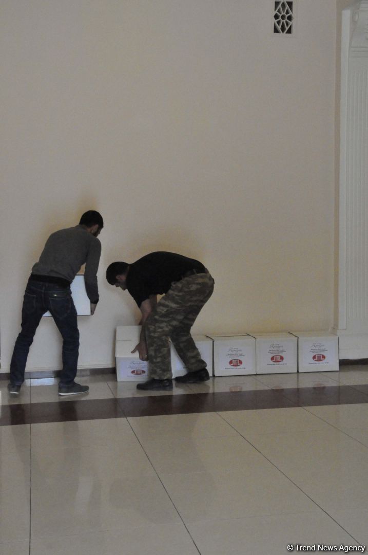 Deputat Sevil Mikayılovanın təşəbbüsü ilə Xudatda növbəti dəfə ərzaq sovqatı paylanılıb (FOTO/VİDEO)