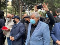 Fikrət Qoca dəfn edilib (FOTO/VİDEO) (ƏLAVƏ OLUNUB)