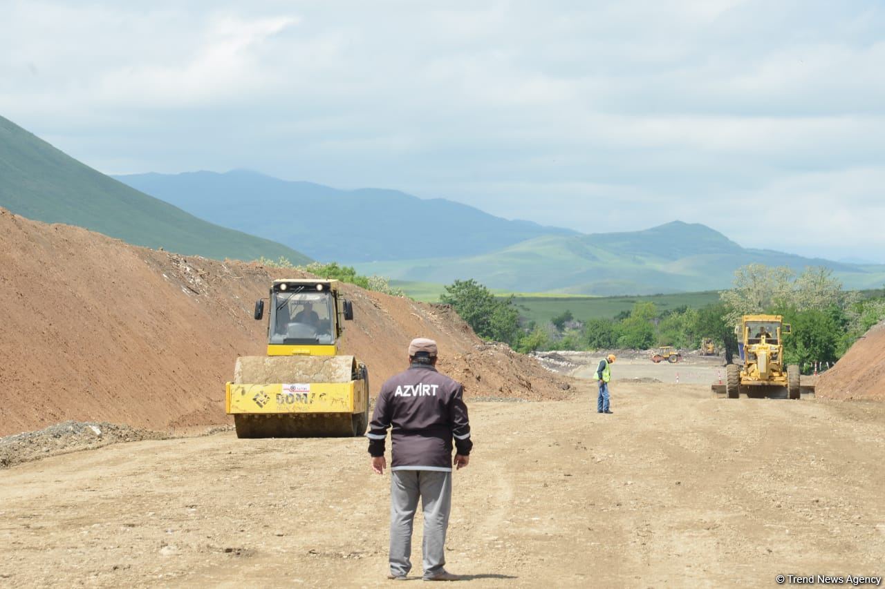 Zəfər yolu bu ilin sentyabrında istifadəyə veriləcək (FOTO/VİDEO)
