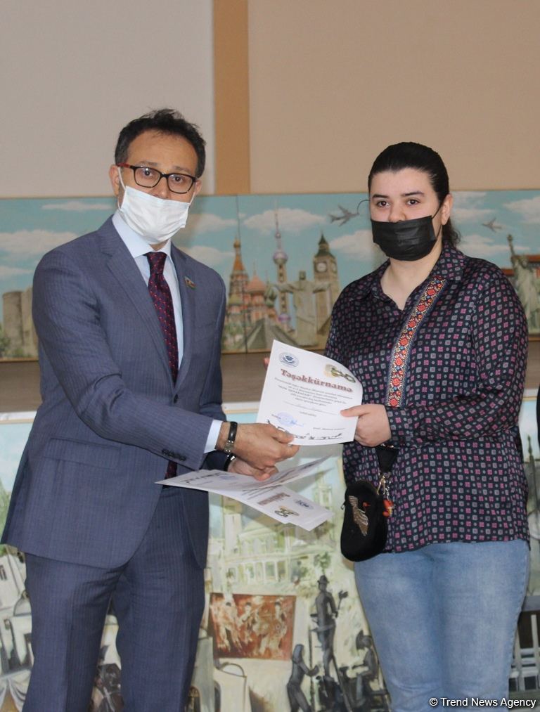 Odlar Yurdu Universitetində “Mən Qarabağam" layihəsi çərçivəsinə sərgi keçirilib (FOTO)