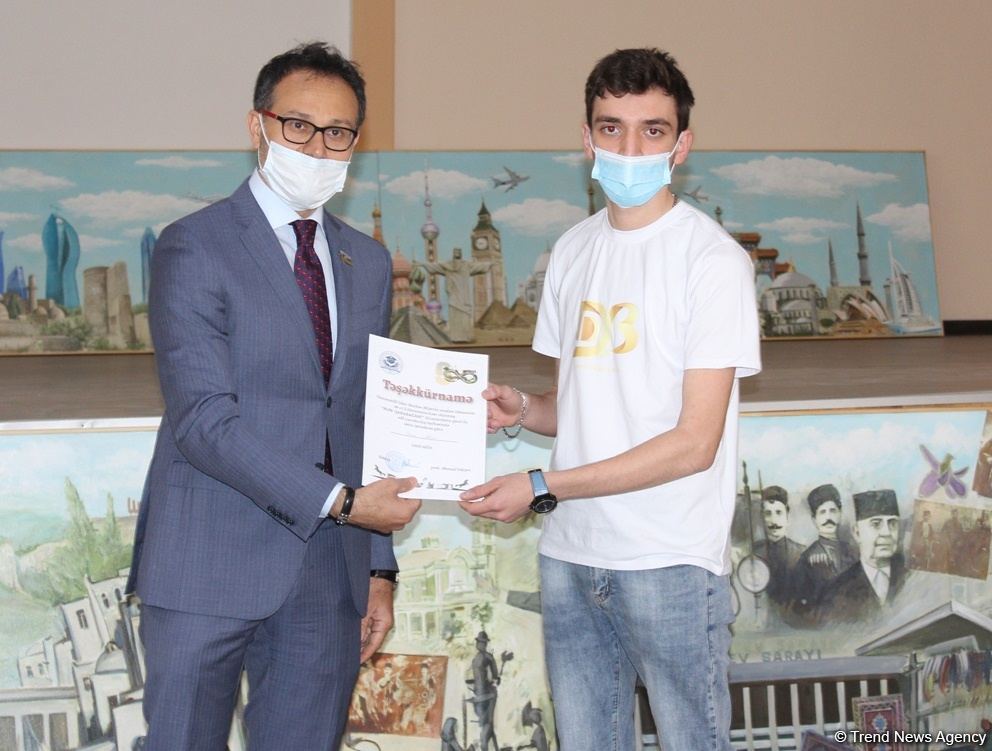 Odlar Yurdu Universitetində “Mən Qarabağam" layihəsi çərçivəsinə sərgi keçirilib (FOTO)