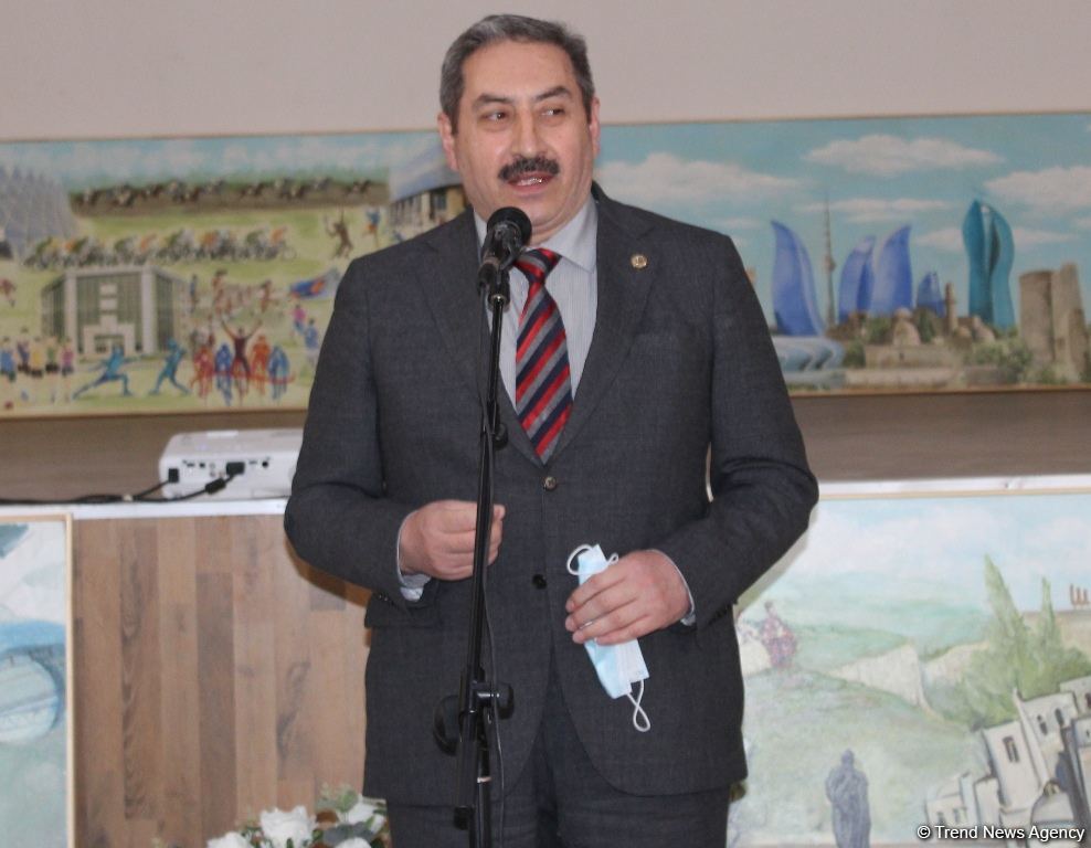 Odlar Yurdu Universitetində “Mən Qarabağam" layihəsi çərçivəsinə sərgi keçirilib (FOTO)