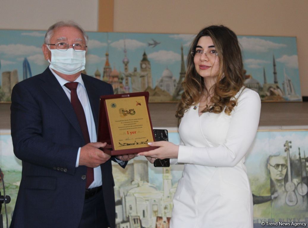 Odlar Yurdu Universitetində “Mən Qarabağam" layihəsi çərçivəsinə sərgi keçirilib (FOTO)