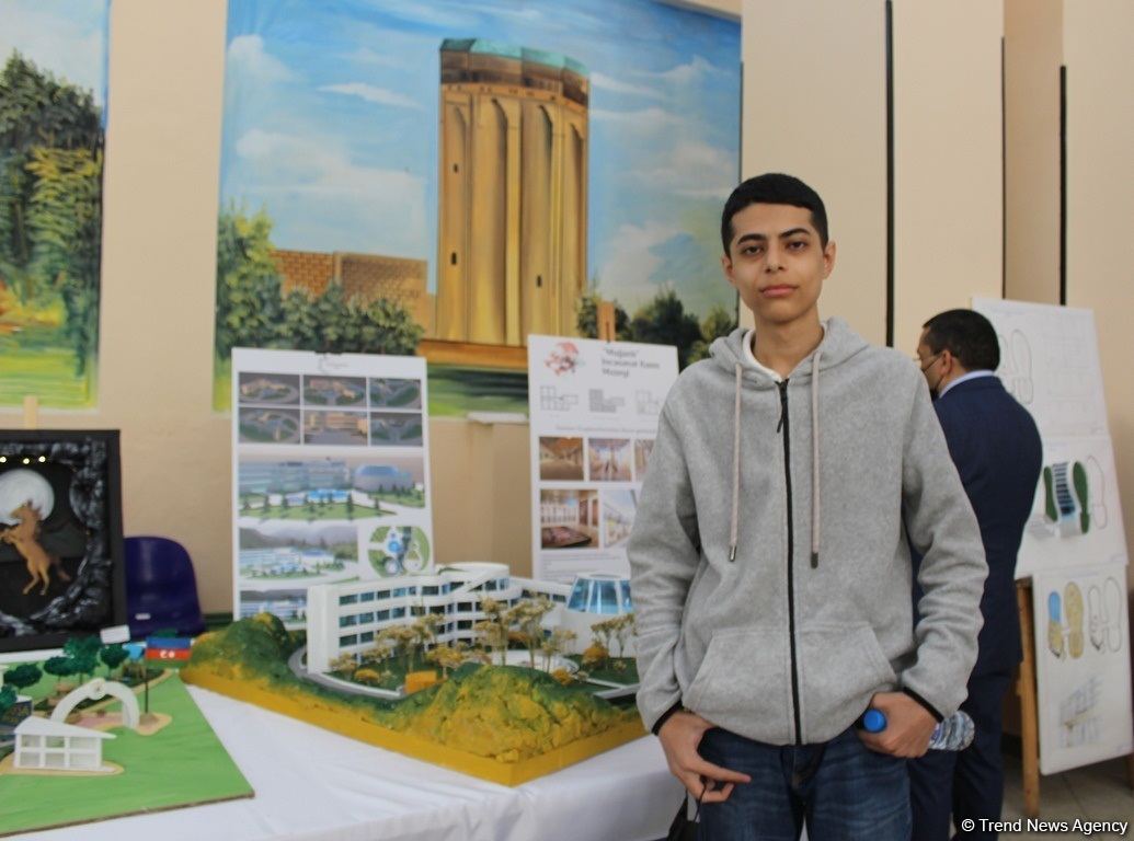 Odlar Yurdu Universitetində “Mən Qarabağam" layihəsi çərçivəsinə sərgi keçirilib (FOTO)