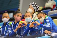 Bədii gimnastika üzrə Dünya Kubokunun birinci günündə maraqlı anlar (FOTO)