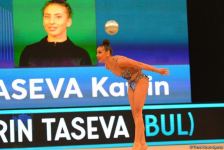 Bədii gimnastika üzrə Dünya Kubokunun birinci günündə maraqlı anlar (FOTO)