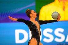 Bədii gimnastika üzrə Dünya Kubokunun birinci günündə maraqlı anlar (FOTO)
