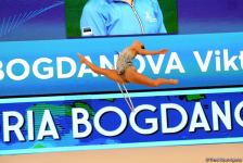 Bədii gimnastika üzrə Dünya Kubokunun birinci günündə maraqlı anlar (FOTO)