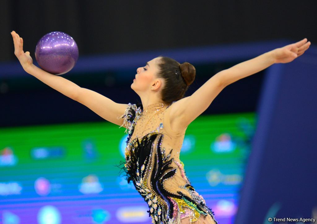 Milli Gimnastika Arenasında bədii gimnastika üzrə Dünya Kubokunun birinci günü başlayıb (FOTO) (ƏLAVƏ OLUNUB)