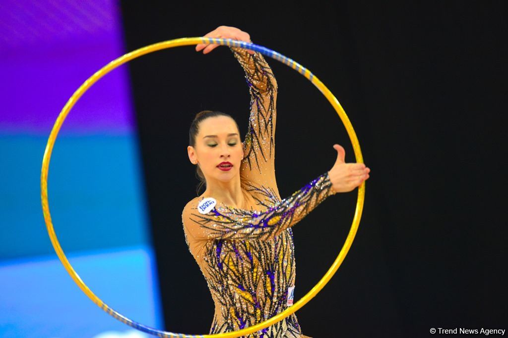Bədii gimnastika üzrə Dünya Kubokunun birinci günündə maraqlı anlar (FOTO)