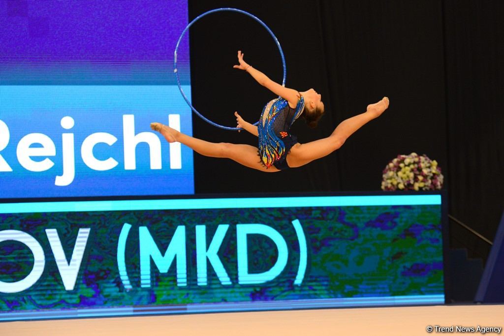 Bədii gimnastika üzrə Dünya Kubokunun birinci günündə maraqlı anlar (FOTO)