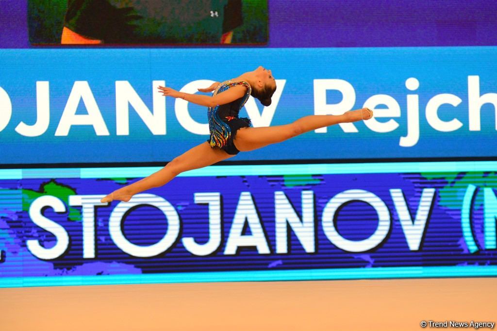 Bədii gimnastika üzrə Dünya Kubokunun birinci günündə maraqlı anlar (FOTO)