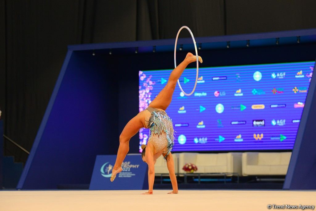 Bədii gimnastika üzrə Dünya Kubokunun birinci günündə maraqlı anlar (FOTO)