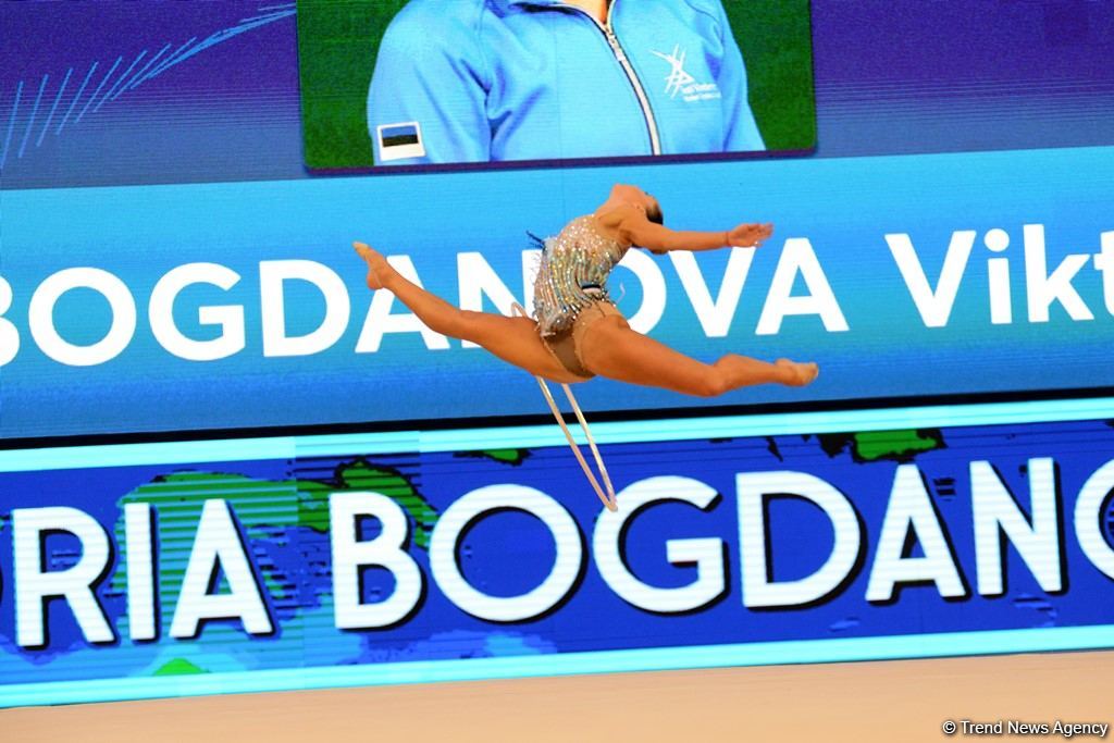 Bədii gimnastika üzrə Dünya Kubokunun birinci günündə maraqlı anlar (FOTO)
