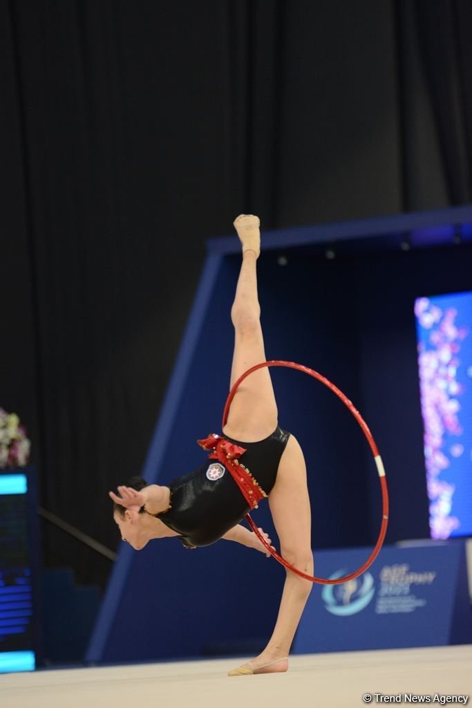 Bədii gimnastika üzrə Dünya Kubokunun birinci günündə maraqlı anlar (FOTO)