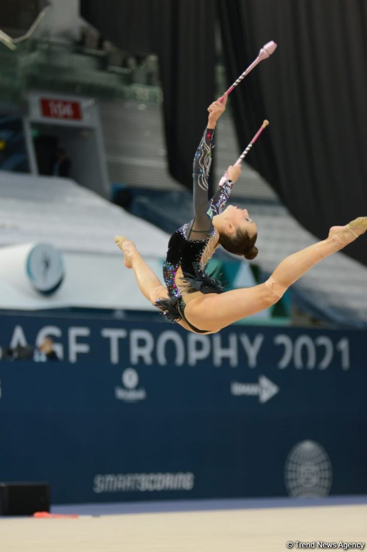 Milli Gimnastika Arenasında bədii gimnastika üzrə Dünya Kubokunun ikinci günü başlayıb (FOTO)