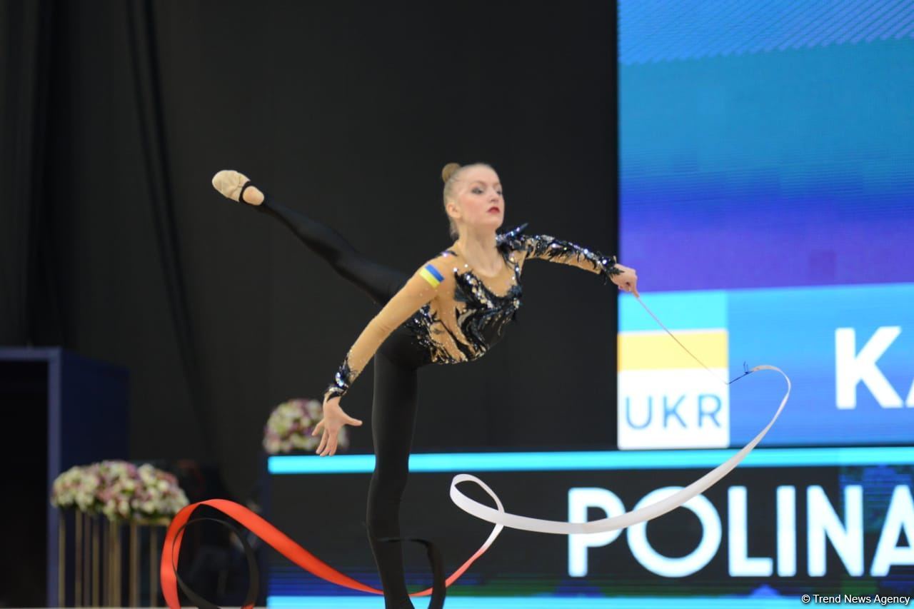 Milli Gimnastika Arenasında bədii gimnastika üzrə Dünya Kubokunun ikinci günü başlayıb (FOTO)