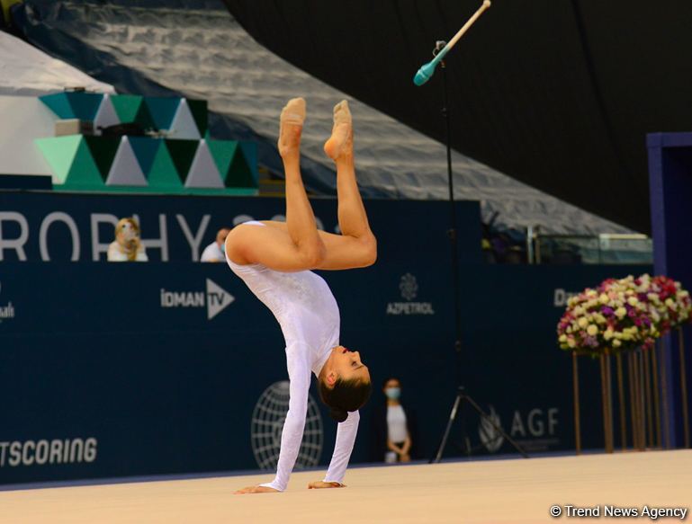 Bədii gimnastika üzrə Dünya Kubokunun ikinci günündə maraqlı anlar (FOTO)