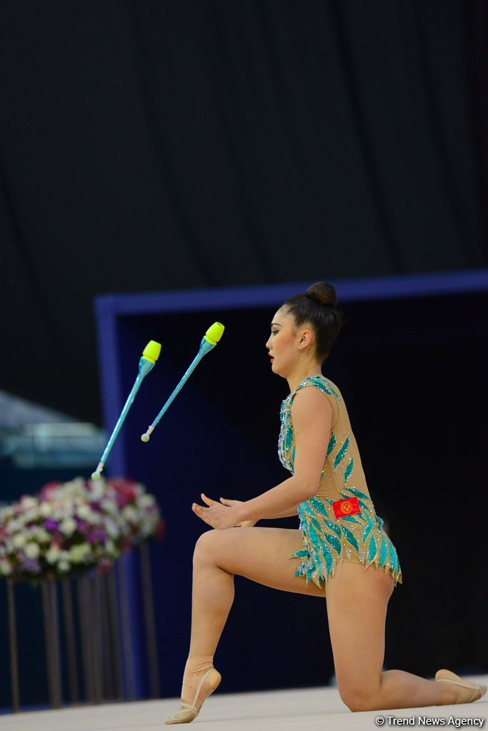 Bədii gimnastika üzrə Dünya Kubokunun ikinci günündə maraqlı anlar (FOTO)