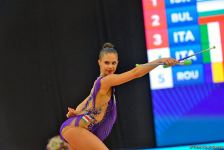 Bədii gimnastika üzrə Dünya Kubokunun üçüncü günündə maraqlı anlar (FOTO)