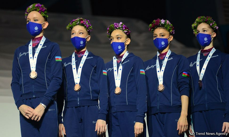 Milli Gimnastika Arenasında bədii gimnastika üzrə Dünya Kubokunun qalibləri mükafatlandırılıb (FOTO)