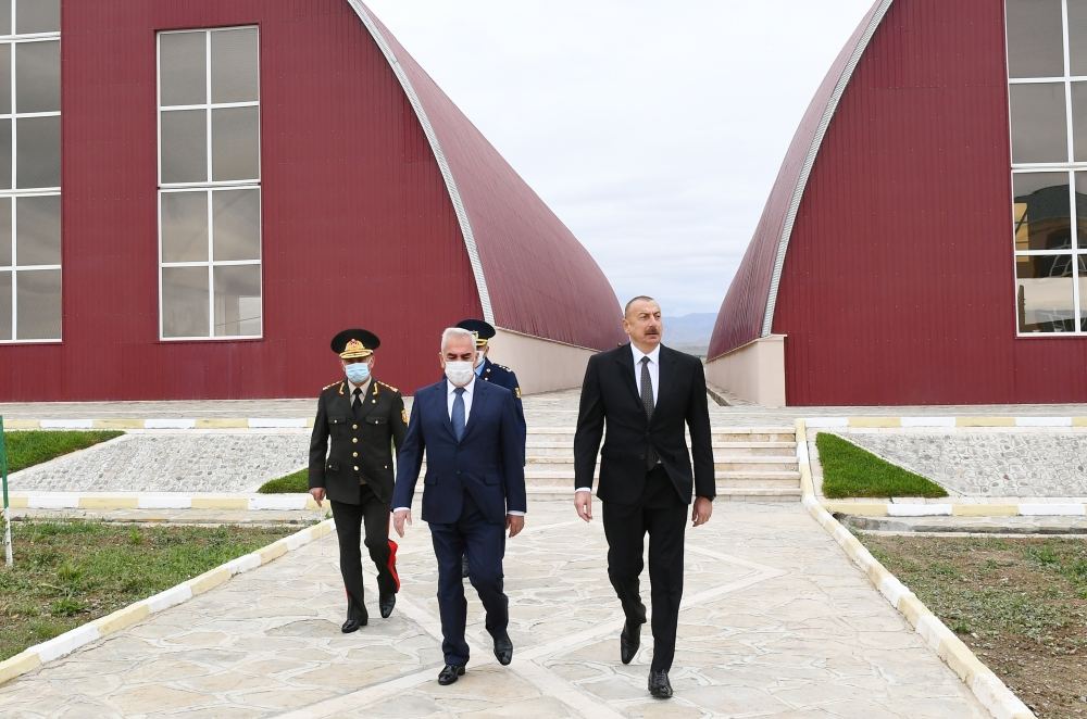 Prezident İlham Əliyev Əlahiddə Ümumqoşun Ordunun hərbi aerodromunun açılışında iştirak edib (FOTO) (YENİLƏNİB)