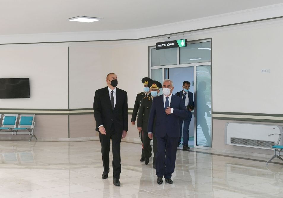 Prezident İlham Əliyev Naxçıvan Qarnizonu Mərkəzi Hospitalının açılışında iştirak edib (FOTO) (YENİLƏNİB)