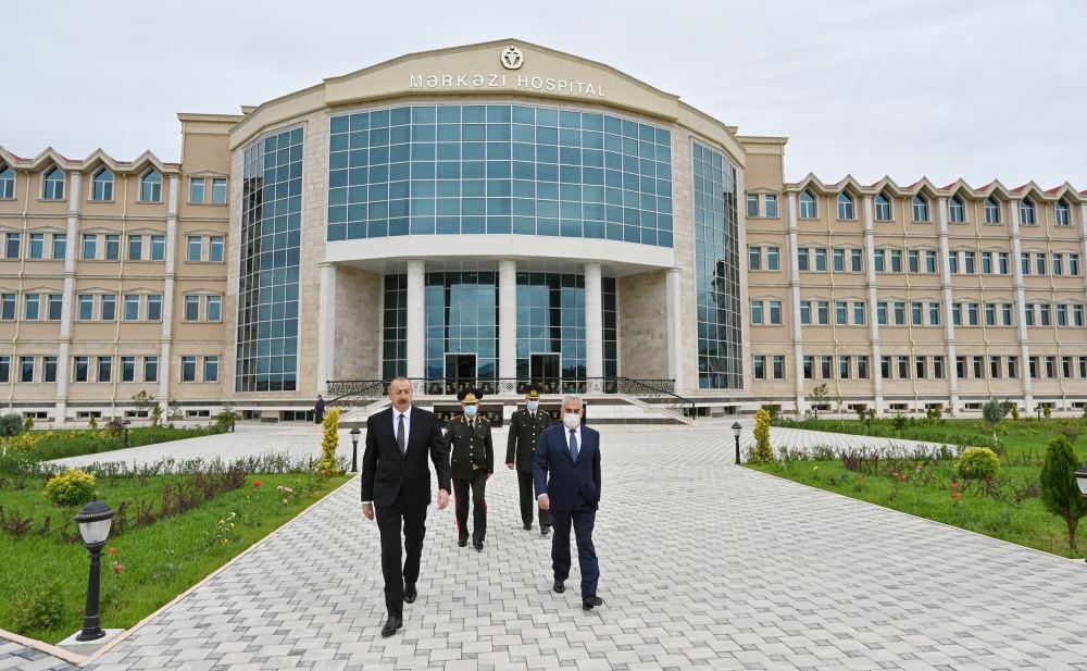 Prezident İlham Əliyev Naxçıvan Qarnizonu Mərkəzi Hospitalının açılışında iştirak edib (FOTO) (YENİLƏNİB)