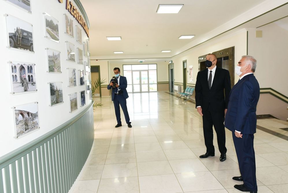 Prezident İlham Əliyev Naxçıvan Qarnizonu Mərkəzi Hospitalının açılışında iştirak edib (FOTO) (YENİLƏNİB)