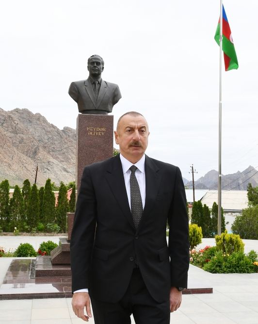 Prezident İlham Əliyev Ordubadın su və kanalizasiya sistemlərinin yenidən qurulması layihəsinin açılışında iştirak edib (FOTO) (YENİLƏNİB-2)