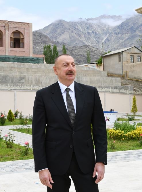 Prezident İlham Əliyev Ordubadın su və kanalizasiya sistemlərinin yenidən qurulması layihəsinin açılışında iştirak edib (FOTO) (YENİLƏNİB-2)
