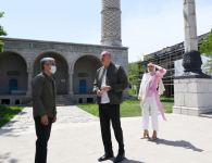 Prezident İlham Əliyev Şuşada Yuxarı Gövhərağa məscidində olub (YENİLƏNİB) (FOTO/VİDEO)