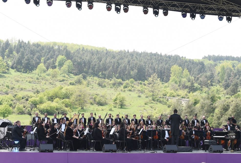 "Xarıbülbül” festivalı ilə dünyaya bir sıra mesajlar vermiş olduq - Tural Gəncəliyev