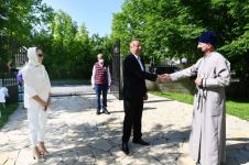 Prezident İlham Əliyev və birinci xanım Mehriban Əliyeva Qəbələnin Nic qəsəbəsindəki Müqəddəs Məryəm Ana Alban kilsəsində olublar (FOTO/VİDEO) (YENİLƏNİB)