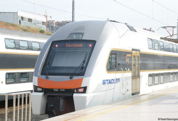 Bakıdan Qəbələyə ilk qatar yola düşüb (FOTO)