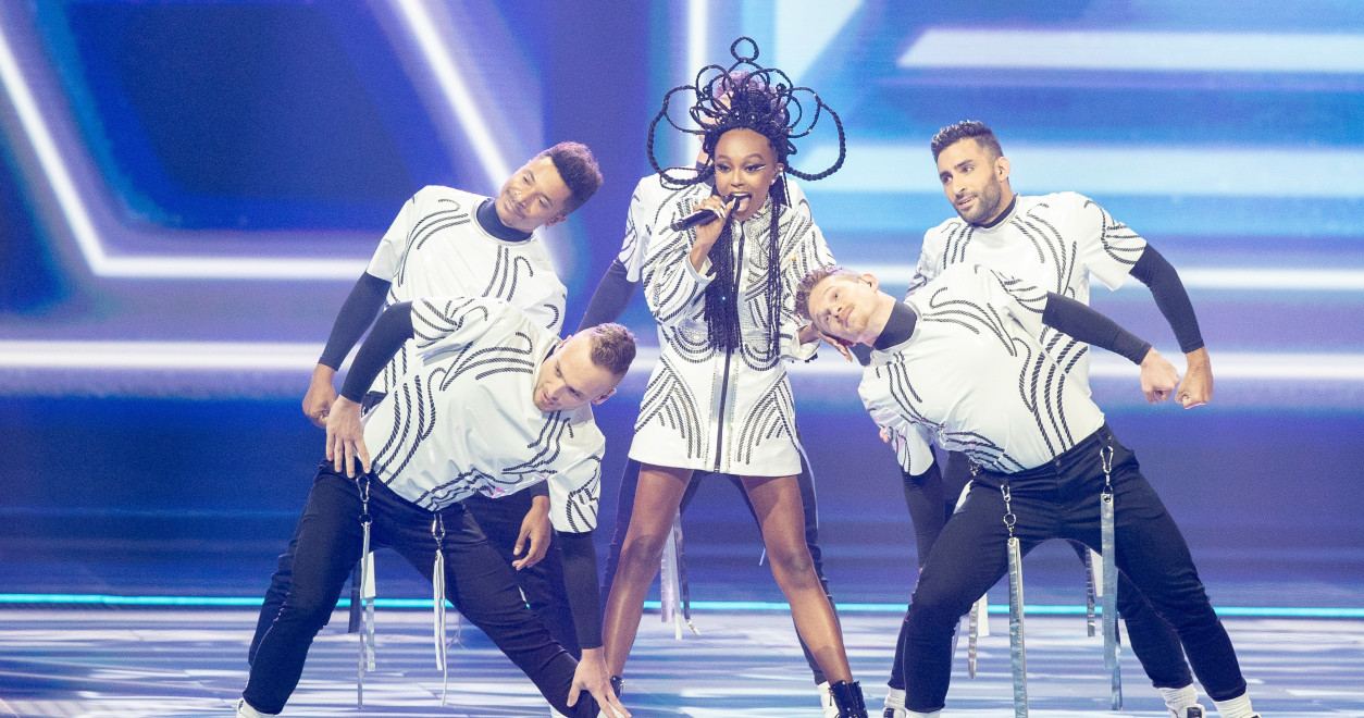 Samira Əfəndi "Avroviziya -2021"in finalına çıxıb (FOTO/VİDEO)