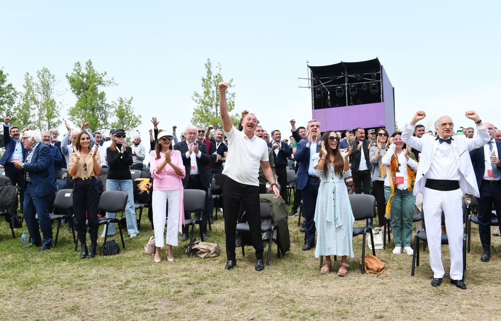 “Xarıbülbül”ün qayıdışı və Şuşadan dünyaya verilən mesajlar (FOTO)
