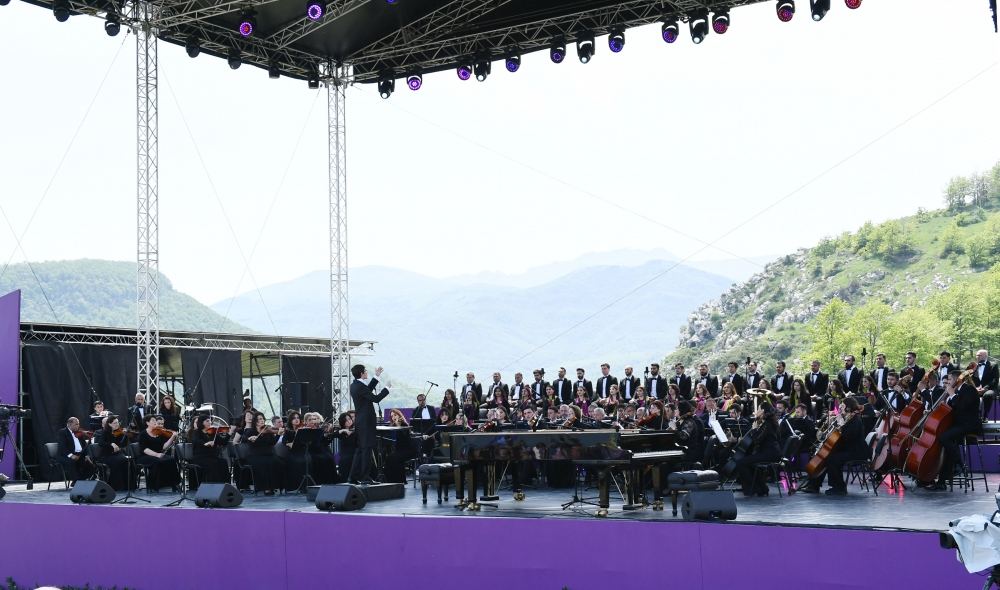 “Xarıbülbül”ün qayıdışı və Şuşadan dünyaya verilən mesajlar (FOTO)
