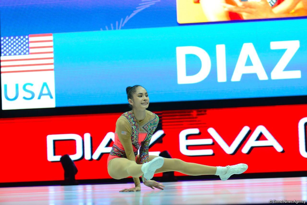 Aerobika gimnastikası üzrə Dünya Yaş Qrupları Yarışlarının birinci günündən maraqlı anlar (FOTO)
