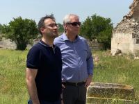 ABŞ-ın “Xəzər Siyasət Mərkəzi”nin nümayəndə heyəti Ağdamda erməni vandalizminə şahidlik edib (FOTO/VİDEO)