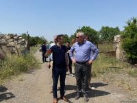 ABŞ-ın “Xəzər Siyasət Mərkəzi”nin nümayəndə heyəti Ağdamda erməni vandalizminə şahidlik edib (FOTO/VİDEO)