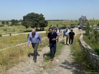 ABŞ-ın “Xəzər Siyasət Mərkəzi”nin nümayəndə heyəti Ağdamda erməni vandalizminə şahidlik edib (FOTO/VİDEO)